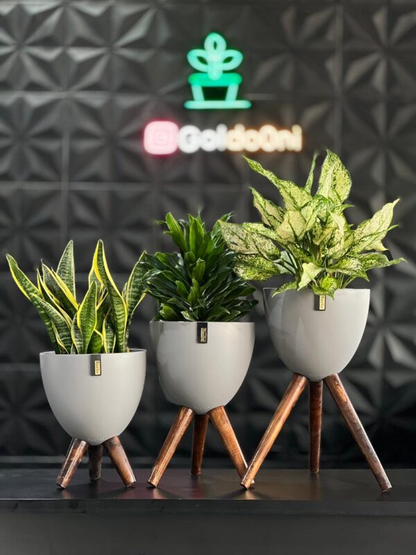 ست گلدان پلیمری پایه دار - Image 3